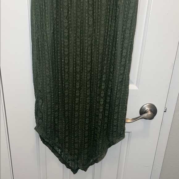 Green Lace Dress - Picture 5 of 5